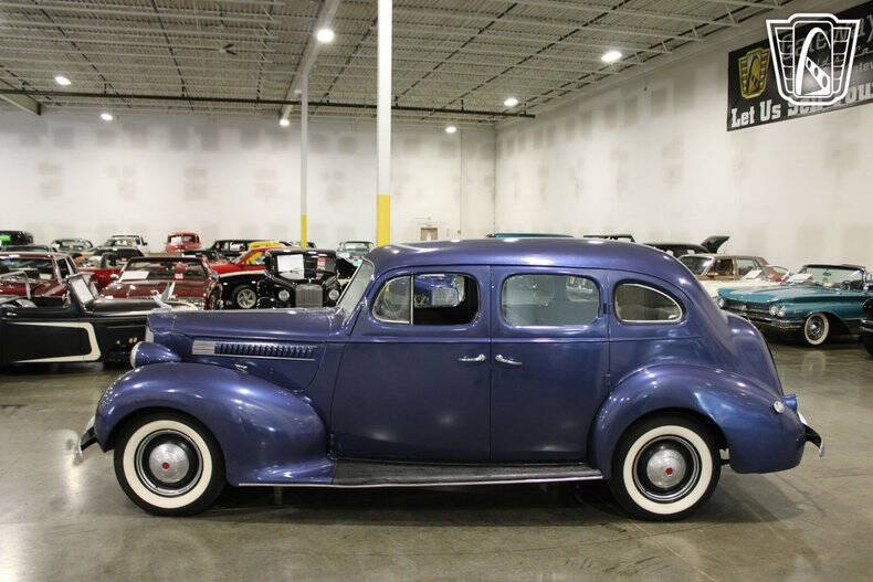 1939 Packard Six