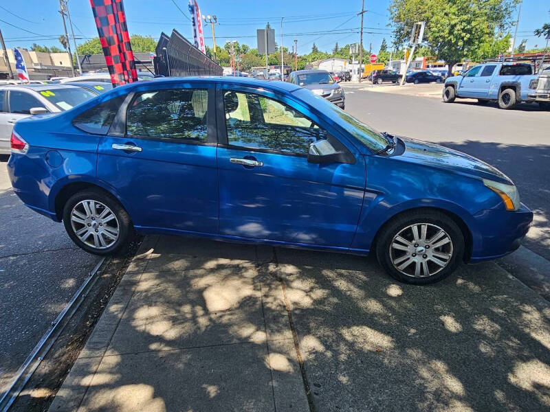 2011 Ford Focus SEL