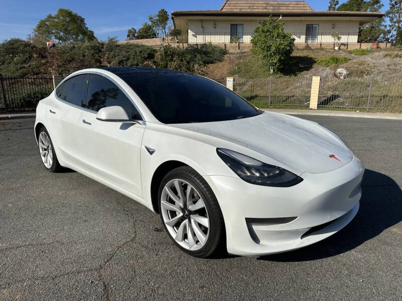 2020 Tesla Model 3 Base's photo