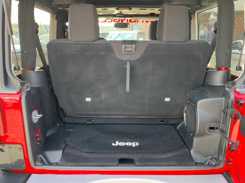 2013 Jeep Wrangler Sahara