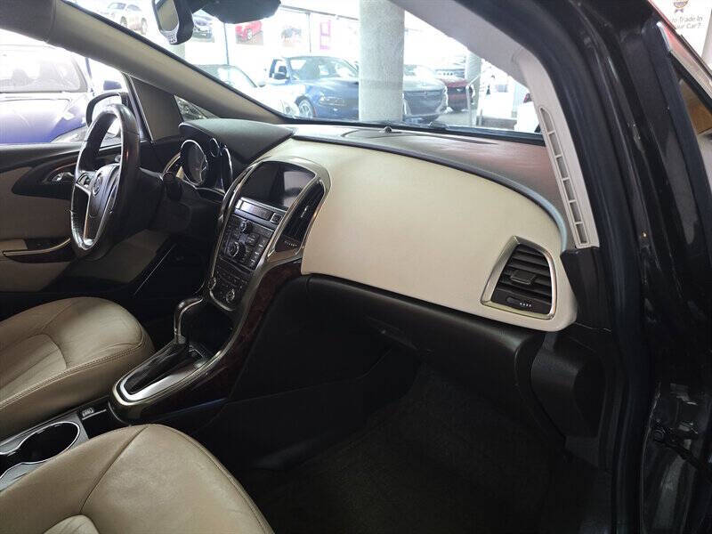 2012 Buick Verano Leather Group