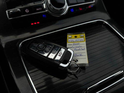 2022 Lincoln Nautilus Reserve