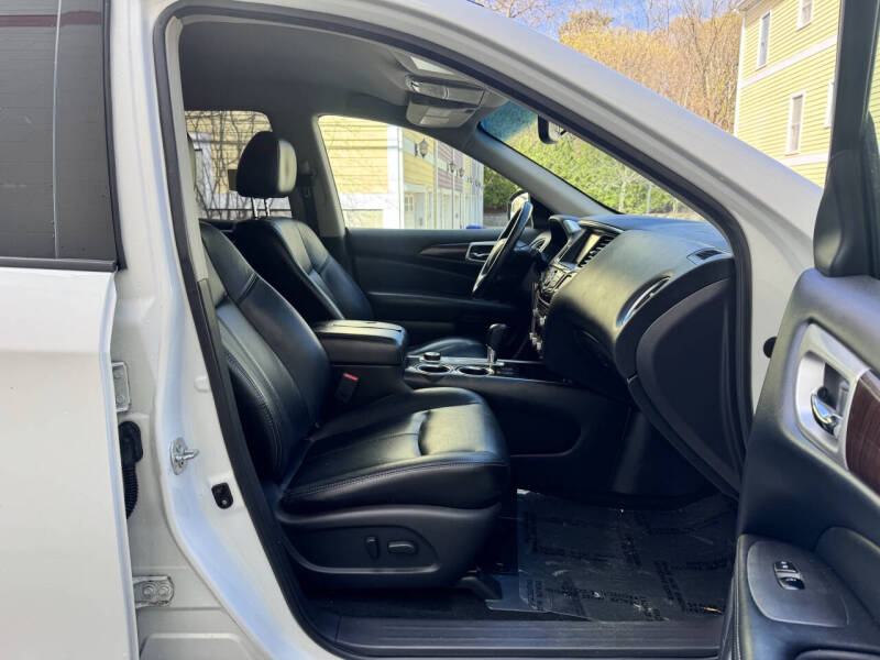 2014 Nissan Pathfinder SL