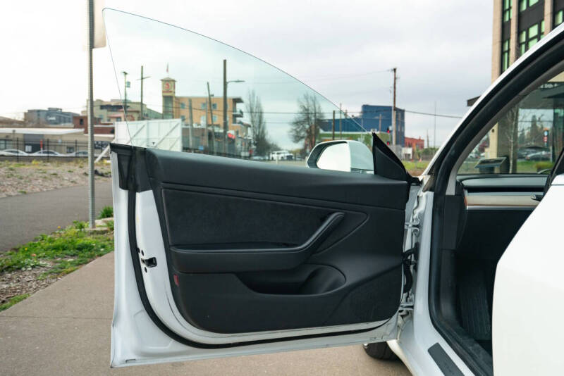 2019 Tesla Model 3 Performance