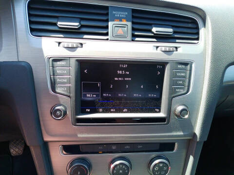2017 Volkswagen Golf