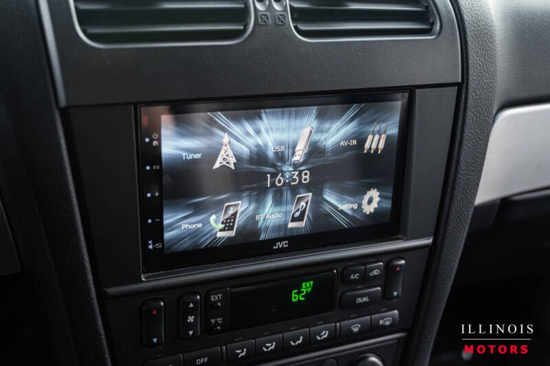 2003 Ford Thunderbird