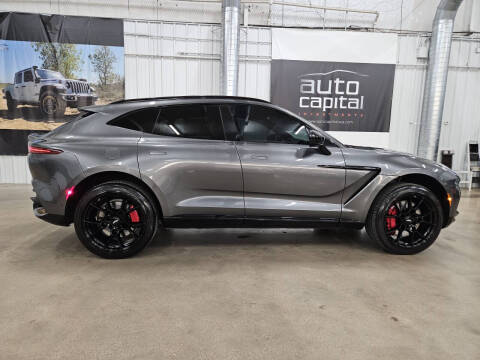 2022 Aston Martin DBX