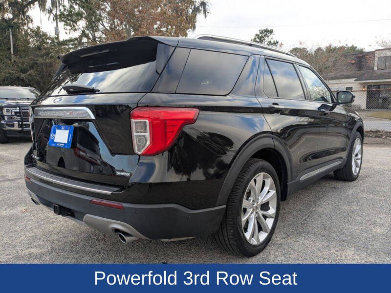 2022 Ford Explorer Hybrid Platinum