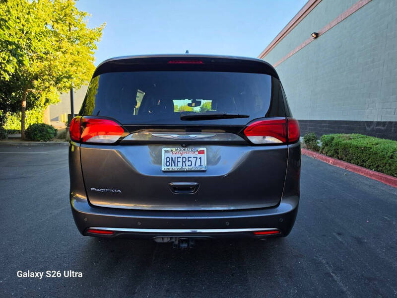 2018 Chrysler Pacifica Touring L