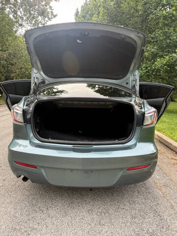 2013 Mazda MAZDA3 i SV