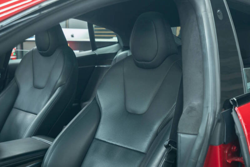 2021 Tesla Model S Long Range