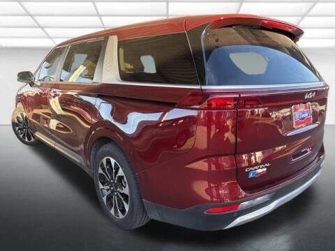 2024 Kia Carnival EX