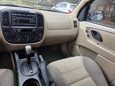 2006 Ford Escape XLS