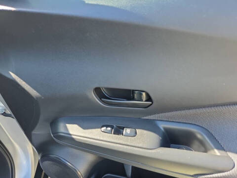 2018 Nissan Kicks S
