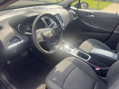 2017 Chevrolet Cruze LT Auto