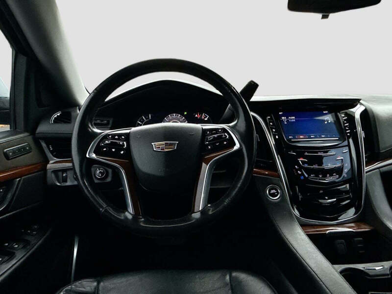 2020 Cadillac Escalade ESV Luxury