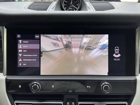 2024 Porsche Macan S