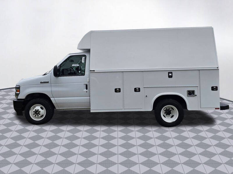 2024 Ford E-Series