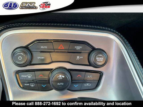 2022 Dodge Challenger SXT