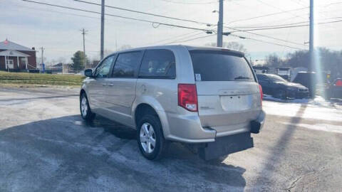 2013 Dodge Grand Caravan SE