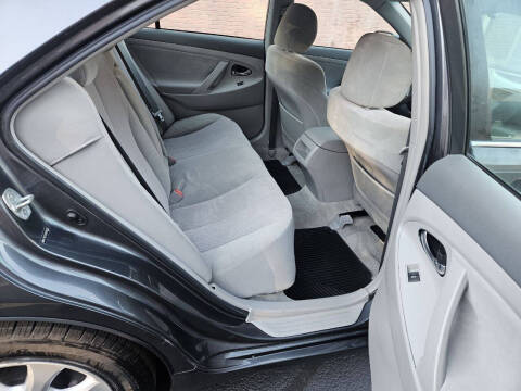 2010 Toyota Camry LE