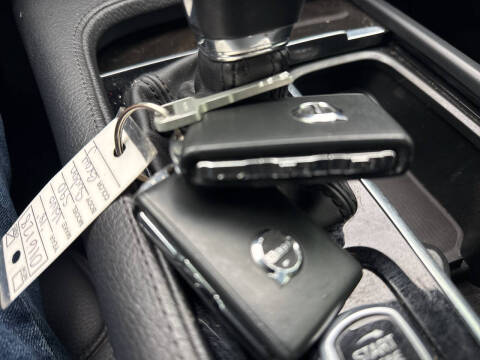 2018 Volvo S90 T5 Momentum