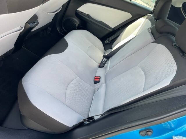 2020 Toyota Prius LE AWD-e