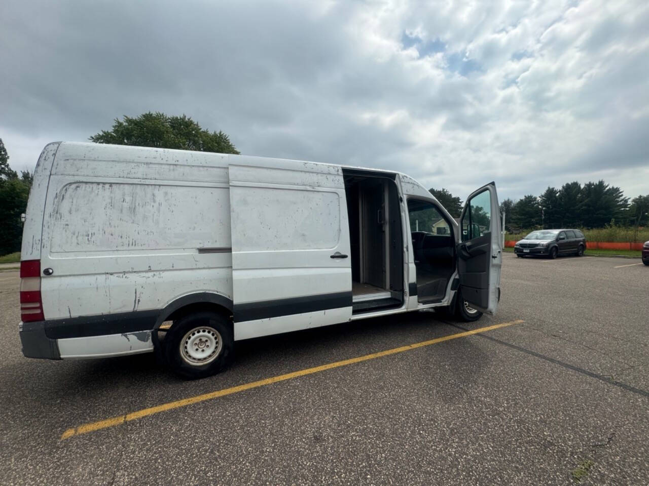 2011 Mercedes-Benz Sprinter for sale at LUXURY IMPORTS AUTO SALES INC in Ham Lake, MN