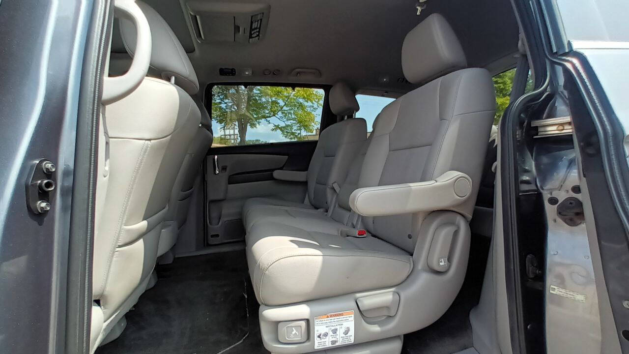 2014 Honda Odyssey for sale at Ideal Cars LLC in Skokie, IL