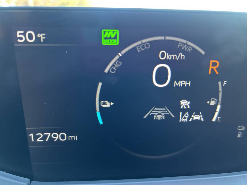 2024 Toyota Prius Prime SE