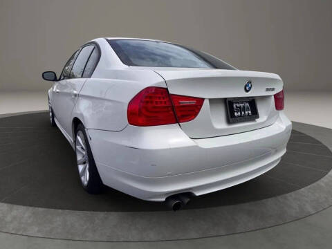 2011 BMW 3 Series 328i