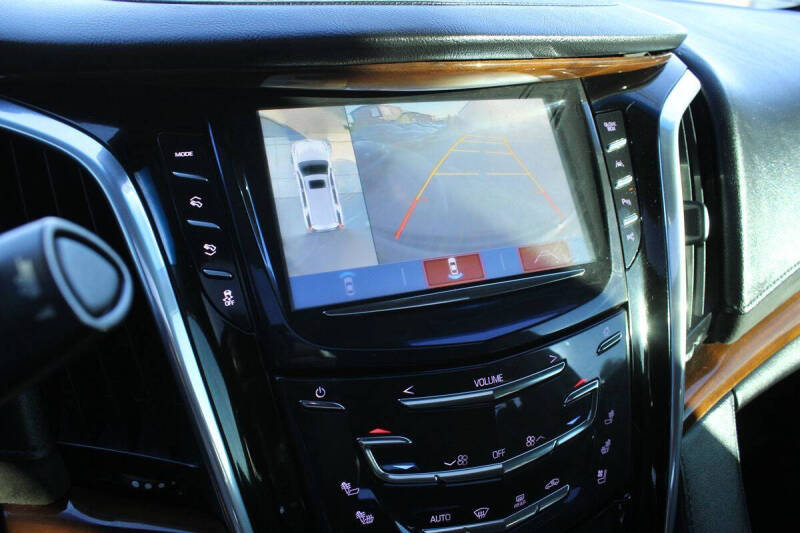 2018 Cadillac Escalade ESV Premium Luxury