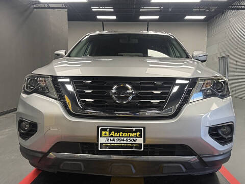 2017 Nissan Pathfinder