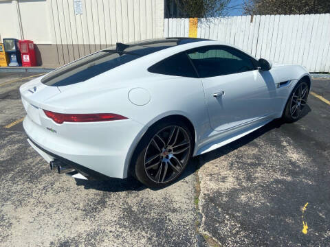 2016 Jaguar F-TYPE R