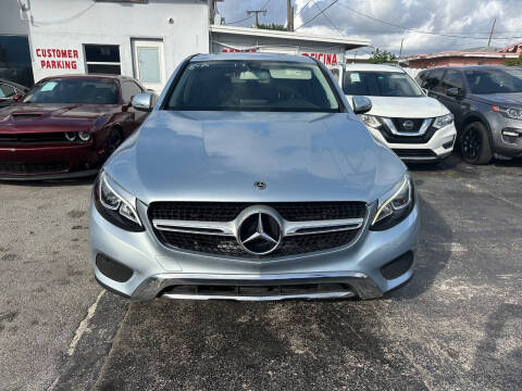 2017 Mercedes-Benz GLC for sale at Molina Auto Sales in Hialeah FL