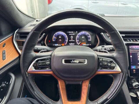 2023 Jeep Grand Cherokee Summit