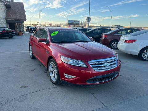 2010 Ford Taurus for sale at A & B Auto Sales LLC in Lincoln NE