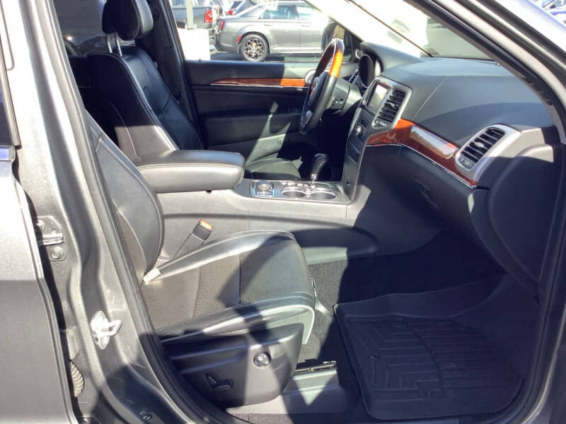 2012 Jeep Grand Cherokee Overland