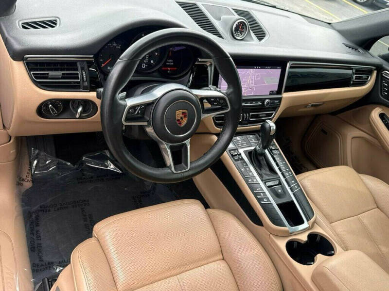 2020 Porsche Macan