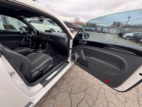 2013 Volkswagen Beetle Turbo Fender Edition