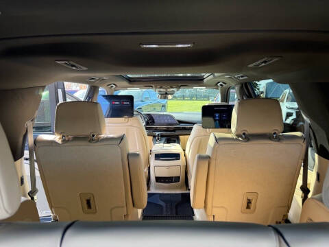 2024 Cadillac Escalade ESV Premium Luxury