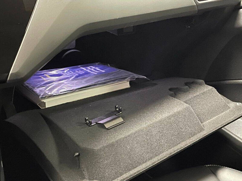 2021 Audi e-tron quattro Premium