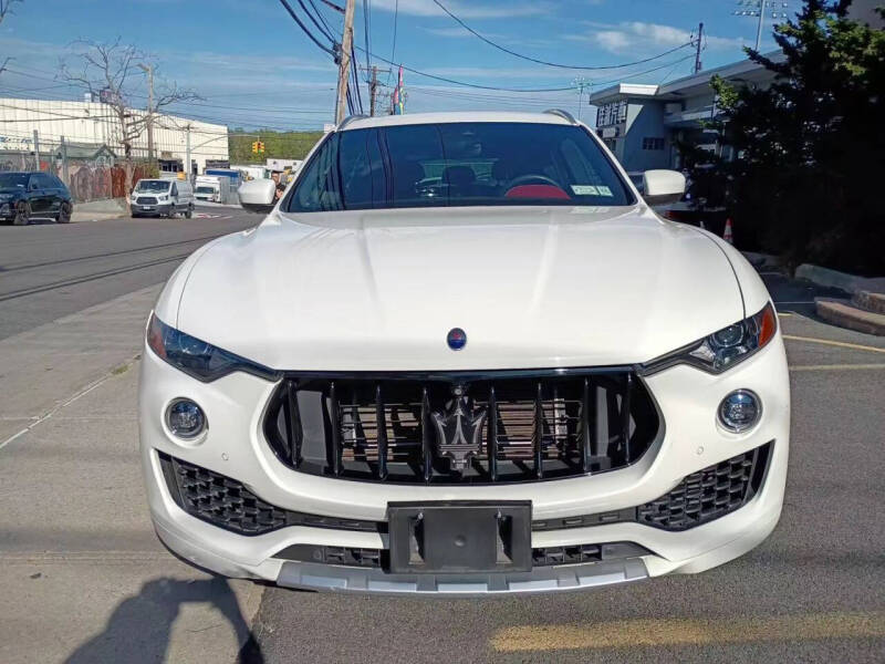 2018 Maserati Levante GranLusso