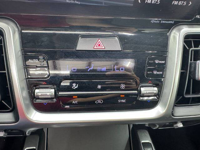 2022 Kia Sorento S