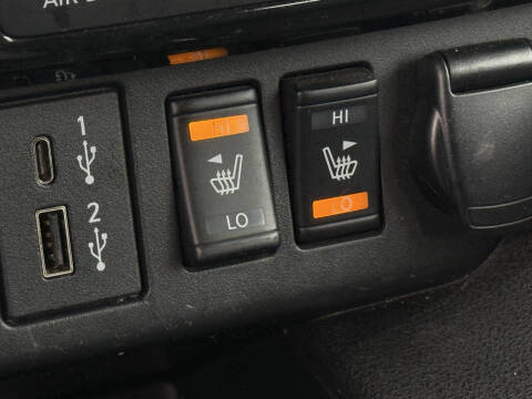 2022 Nissan LEAF SL PLUS