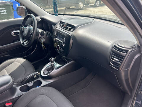 2017 Kia Soul +