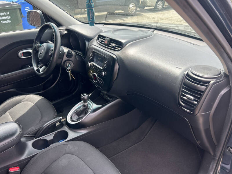 2017 Kia Soul +