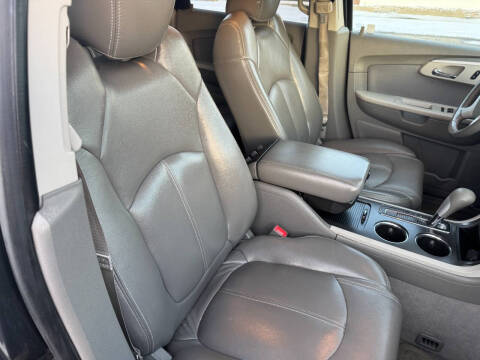 2012 Chevrolet Traverse LS