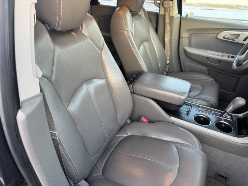 2012 Chevrolet Traverse LS