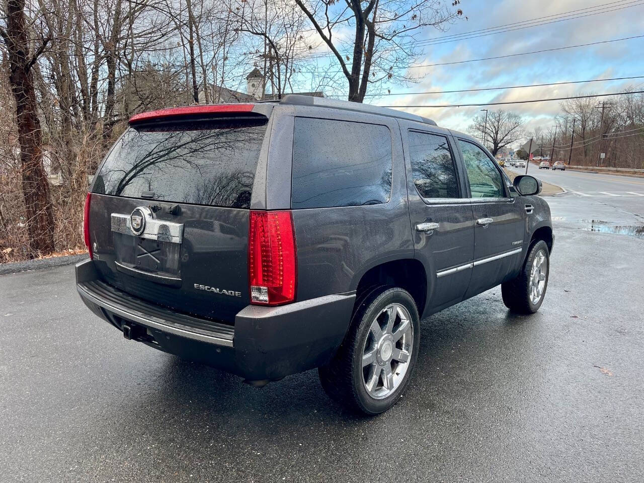 2010 Cadillac Escalade for sale at TJ MOTORS in Leominster, MA